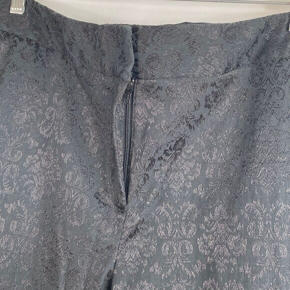 ❤️Last Chance Dana Buchman cotton blend black paisley cigarette pants size 14 - Picture 2 of 10